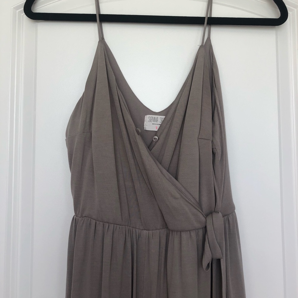 Stone Grey Jumper - Sienna Sky Size Small